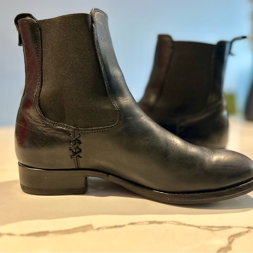 Frye Chelsea boot - Picture 10 of 11